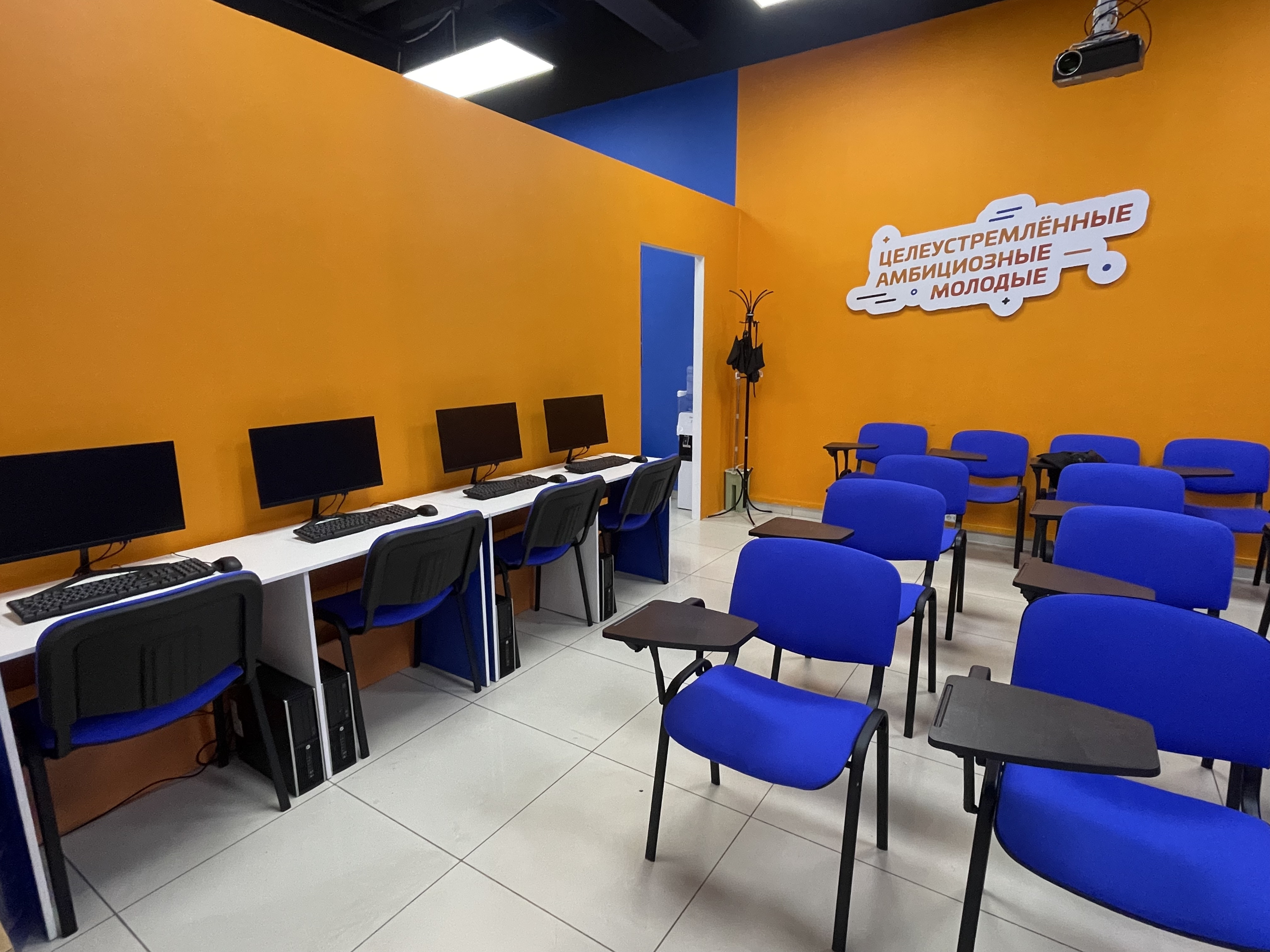 Фото учебного класса в филиале автошколы по адресу ул. Вешняковская, д.18