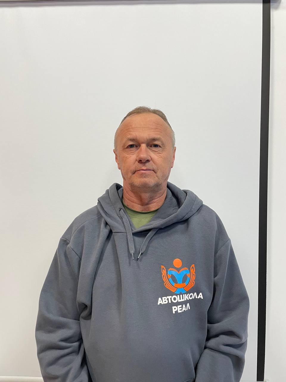 Фото автоинструктора Расторгуев Владимир Анатольевич в г 